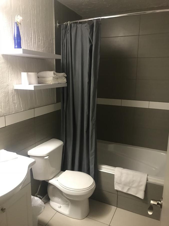 Motel La Siesta De Gascon Теребон Екстериор снимка