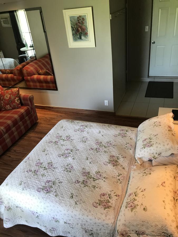 Motel La Siesta De Gascon Теребон Екстериор снимка